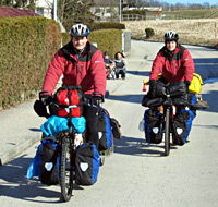 13 марта 2005 г. Мартина Айгенбауера и Биргит Карнер выехали из города St.Valentin, Австрия